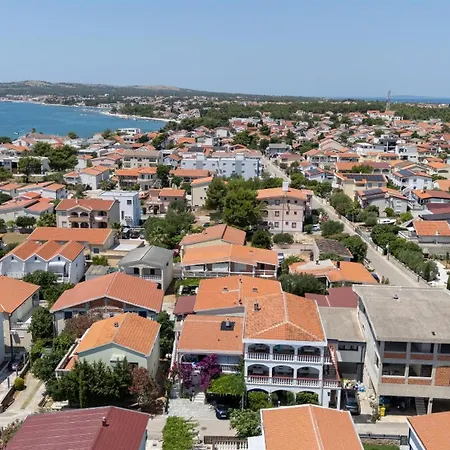 Bozica Lägenhet