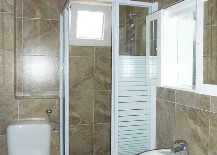 Bozica Lägenhet Vir